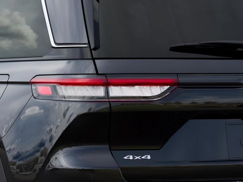 New 2026 Jeep Grand Cherokee Limited AWD/4WD image 24