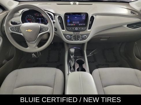 Used 2025 Chevrolet Malibu LT FWD image 20