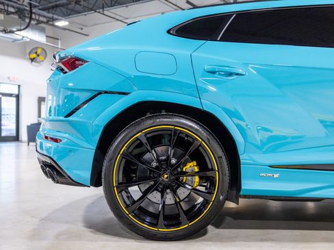 Used 2024 Lamborghini Urus S image 23