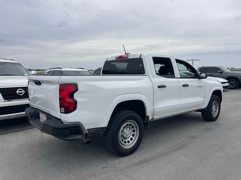Used 2024 Chevrolet Colorado W/T RWD image 2