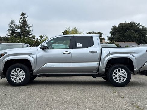 New 2025 Toyota Tacoma SR5 image 6