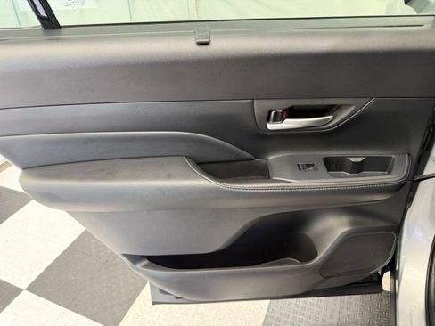 Used 2025 Toyota Grand Highlander AWD image 20