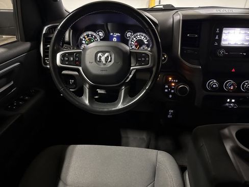 Used 2022 RAM 1500 Big Horn AWD/4WD image 11