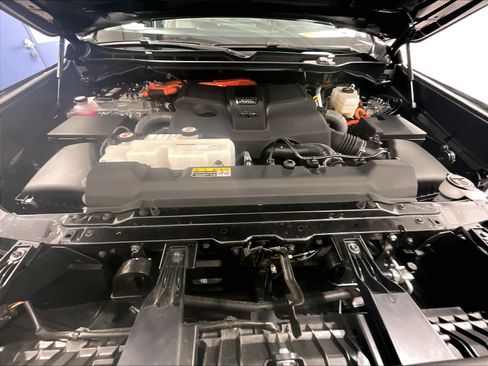 Used 2024 Toyota Sequoia SR5 image 31