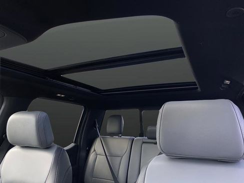 New 2025 Ford F150 Lightning Lariat image 7