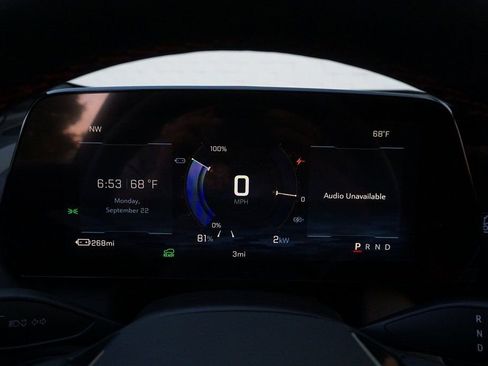 New 2026 Chevrolet Equinox EV RS FWD image 21