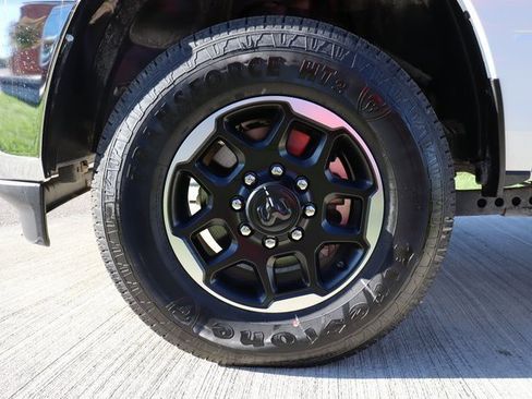 Used 2025 RAM 2500 Laramie image 33