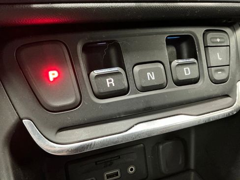 Used 2018 GMC Terrain SLE w/ Driver Convenience Package image 24