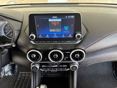 Used 2025 Nissan Sentra SR w/ SR Premium Package FWD image 19