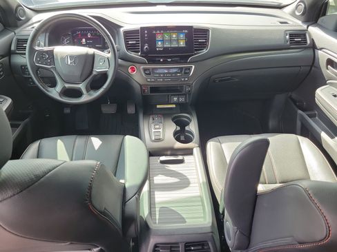 Used 2022 Honda Passport TrailSport image 14
