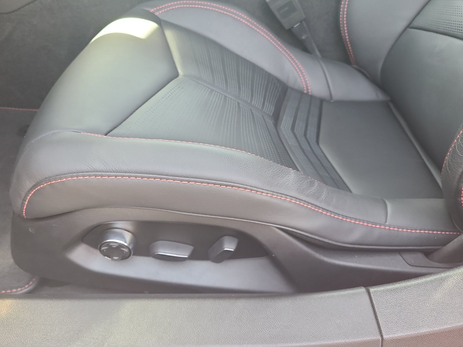Certified 2024 Chevrolet Corvette Stingray Premium Conv w/ Z51 Performance Package RWD image 14