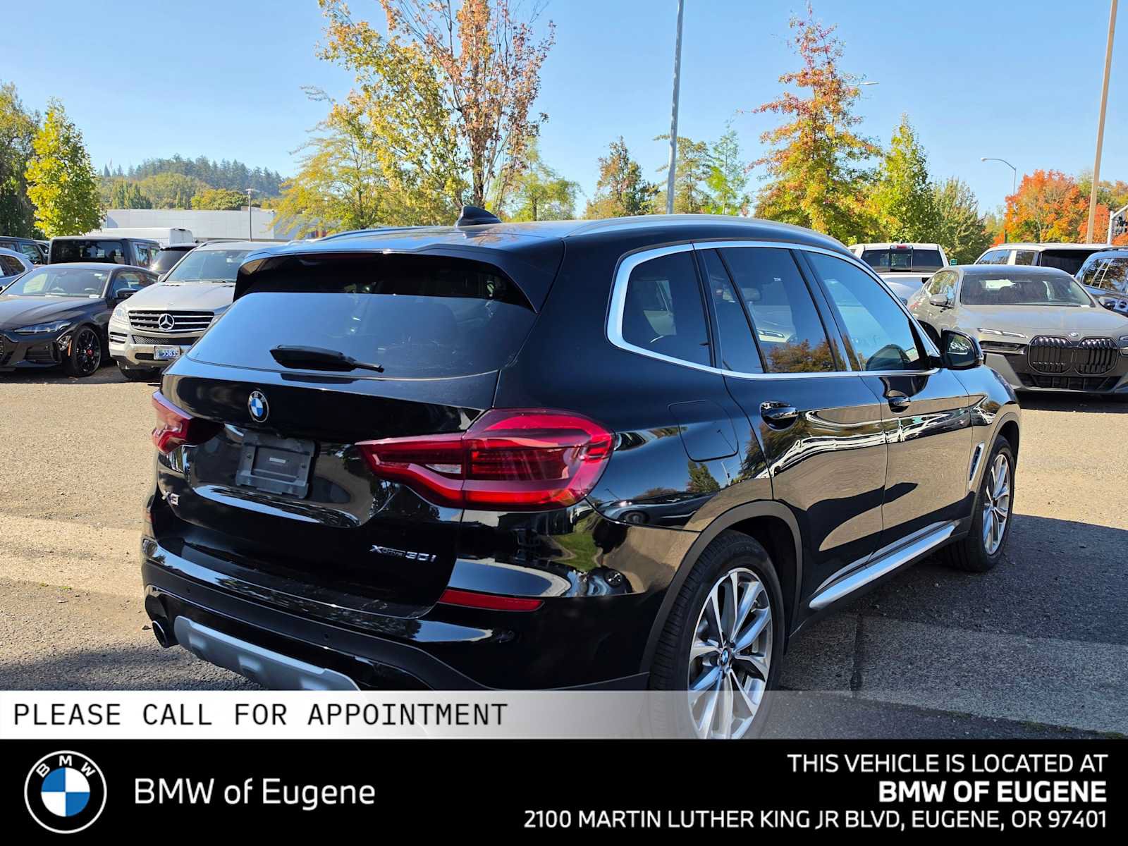 Used 2018 BMW X3 xDrive30i AWD/4WD image 3