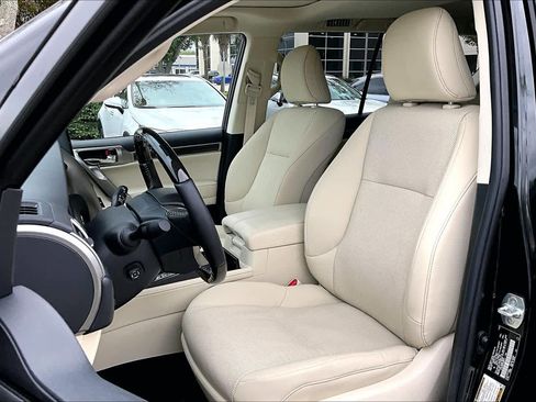 Used 2023 Lexus GX 460 Premium w/ Premium Package image 8