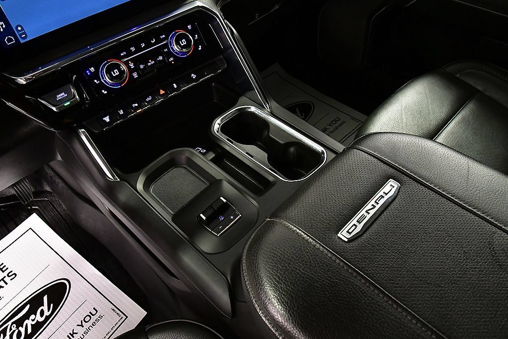 Used 2024 GMC Sierra 2500 Denali AWD/4WD image 24
