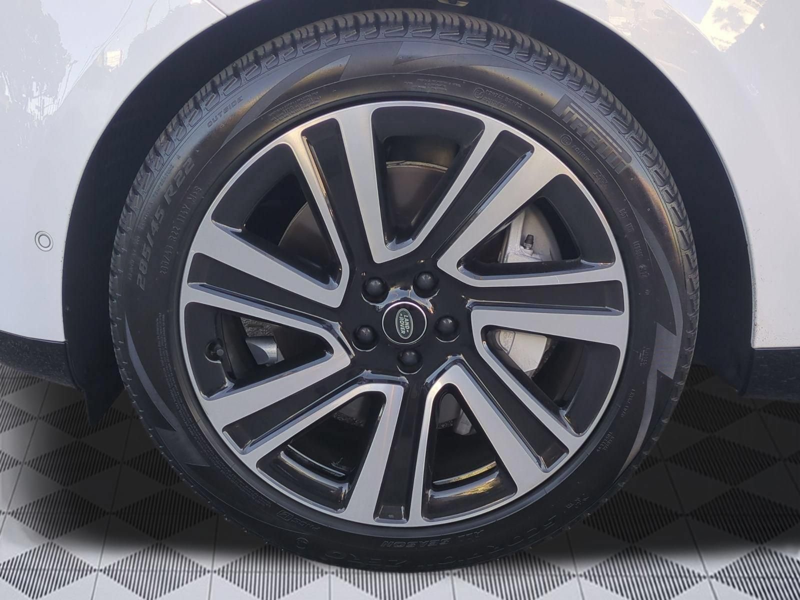 Used 2023 Land Rover Range Rover SE AWD/4WD image 9