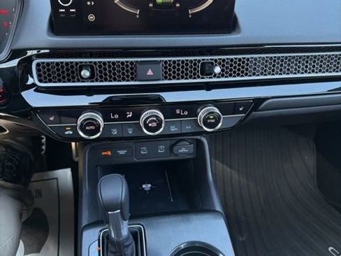 Certified 2025 Honda Civic Sport Touring image 20