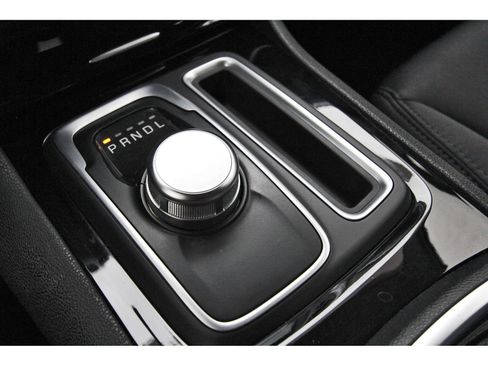 Used 2023 Chrysler 300 Touring w/ Sport Appearance Package RWD image 28