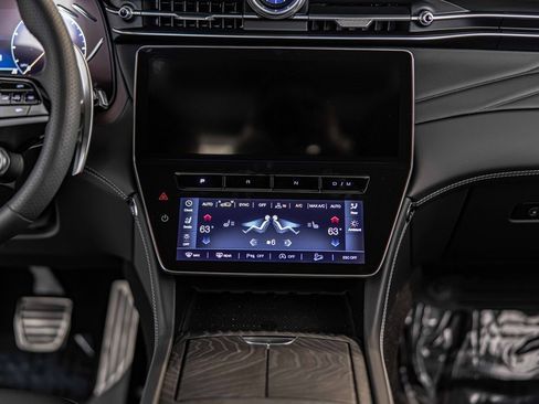 New 2025 Maserati Grecale Modena image 36