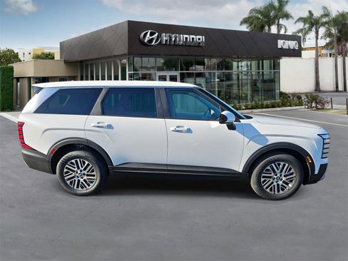 New 2026 Hyundai Palisade SE image 2