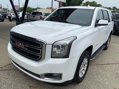Used 2019 GMC Yukon SLT AWD/4WD image 9