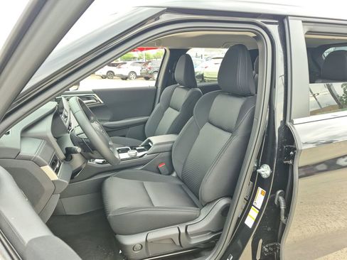 New 2026 Mitsubishi Outlander ES FWD image 10