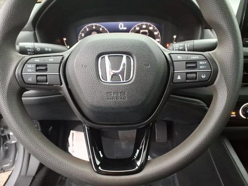 Used 2024 Honda Accord EX image 18