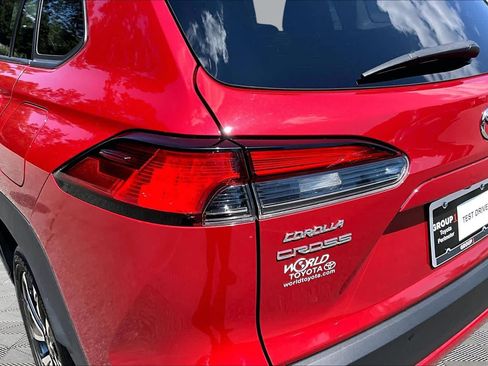 Certified 2023 Toyota Corolla Cross XLE FWD image 29