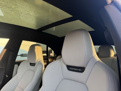 Used 2024 Porsche Macan 4 Electric image 24