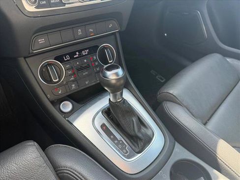 Used 2018 Audi Q3 2.0T Premium Plus w/ Premium Plus Package AWD/4WD image 6