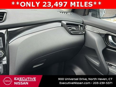 Certified 2022 Nissan Rogue Sport SL w/ Premium Package image 21