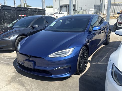 Used 2021 Tesla Model S Long Range AWD/4WD image 2