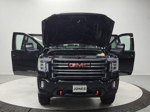 Used 2023 GMC Sierra 2500 AT4 AWD/4WD image 10