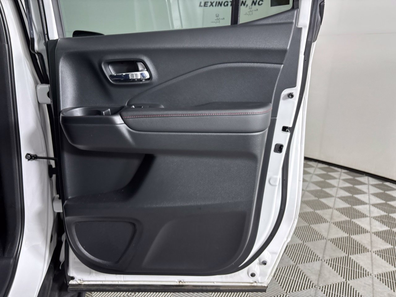 Used 2023 Honda Ridgeline Black Edition image 27