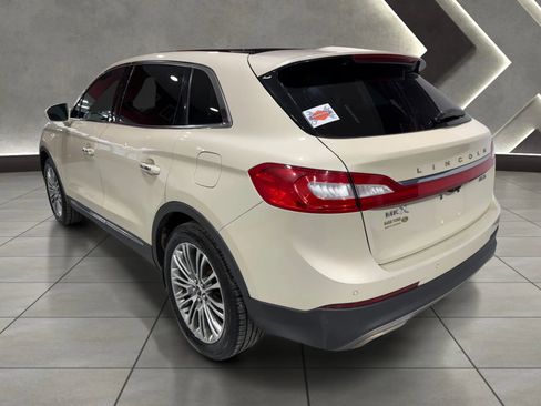 Used 2016 Lincoln MKX Reserve w/ Climate Package AWD/4WD image 5