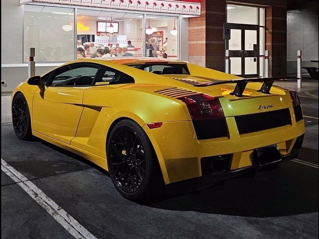 Used 2004 Lamborghini Gallardo AWD/4WD image 5