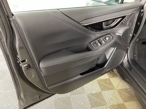 Used 2025 Subaru Outback Limited AWD/4WD image 15