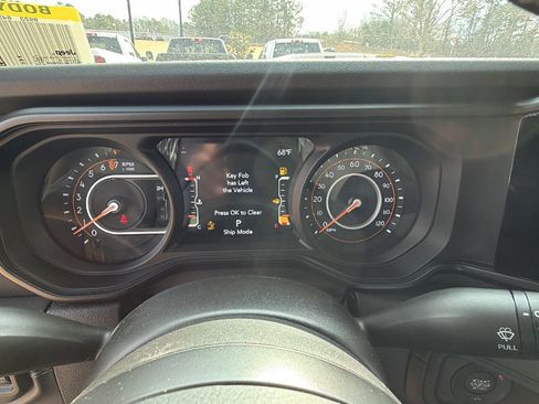 New 2026 Jeep Gladiator Sport AWD/4WD image 24