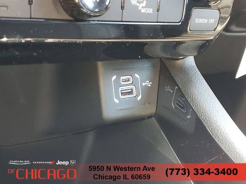New 2026 Jeep Compass Latitude AWD/4WD image 32