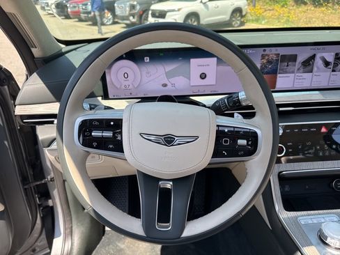 Used 2025 Genesis GV80 3.5T Prestige AWD/4WD image 11
