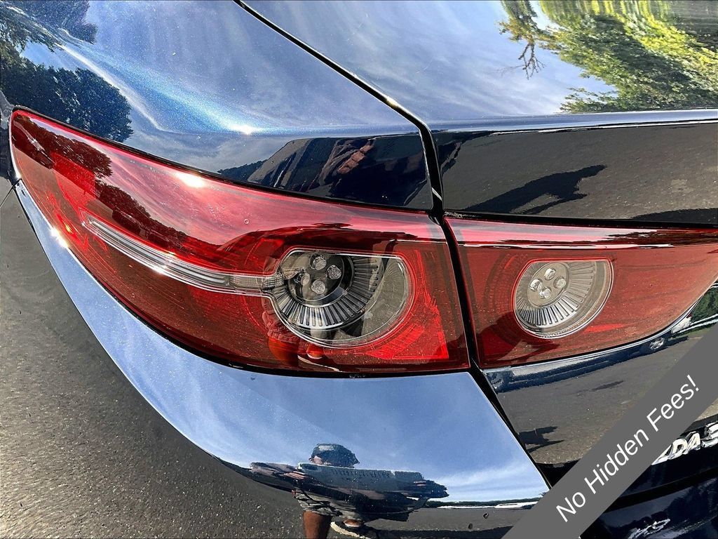 Used 2021 MAZDA MAZDA3 s FWD image 21