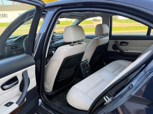 Used 2009 BMW 328i xDrive Sedan image 13