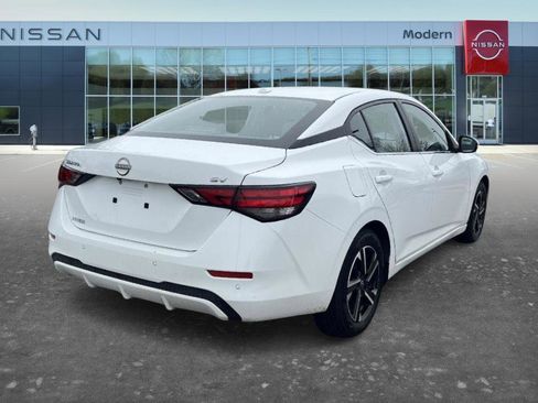 Certified 2024 Nissan Sentra SV image 5