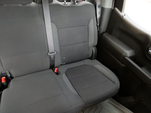 Used 2021 Chevrolet Silverado 1500 LT AWD/4WD image 25