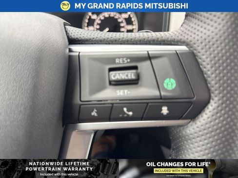 New 2026 Mitsubishi Outlander SE image 26