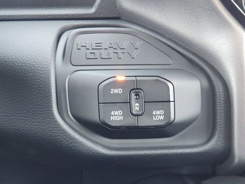 New 2026 RAM 2500 Lone Star AWD/4WD image 17