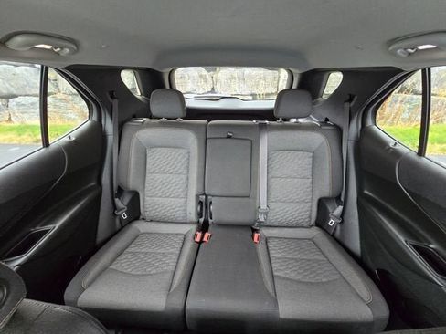 Used 2018 Chevrolet Equinox LT FWD image 14