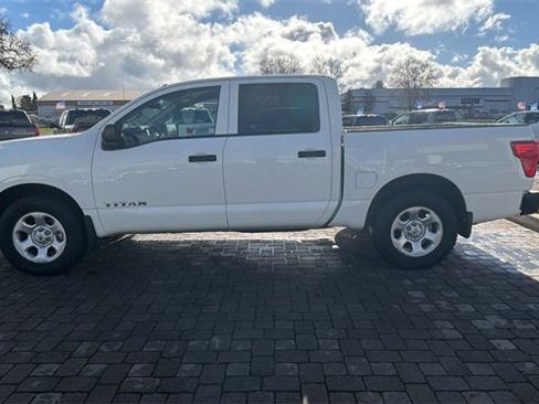 Used 2021 Nissan Titan S w/ S Utility Package image 6