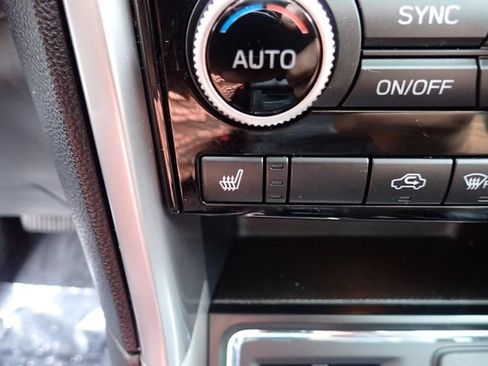 Used 2022 Subaru Ascent Limited w/ Technology Package AWD/4WD image 25