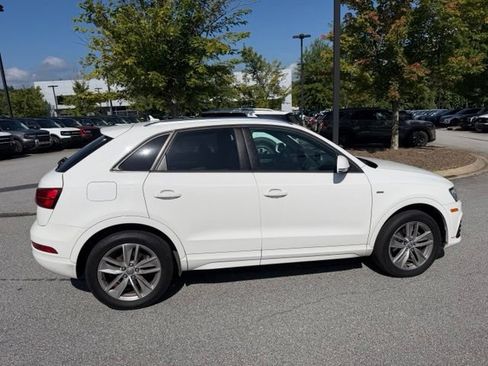 Used 2018 Audi Q3 2.0T Premium w/ Convenience Package AWD/4WD image 6