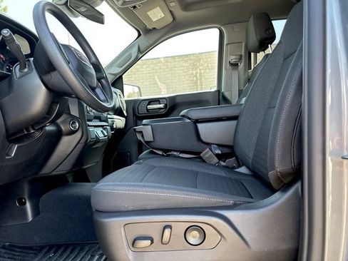 Used 2026 GMC Sierra 1500 Pro w/ Pro Value Package RWD image 9